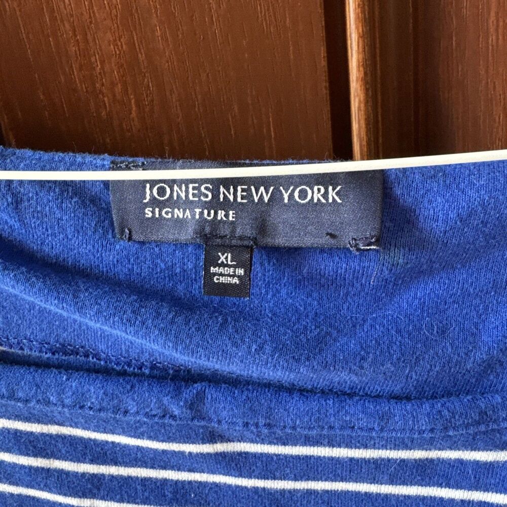 Jones New York Women's Short Sleeve Blue & White Striped Top XL - Picture 3 of 8